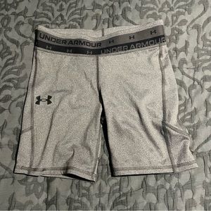 BNWT Girls Under Armour Bike Shorts